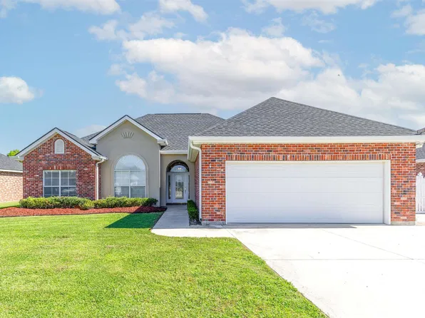 137 Lansdown Dr, Houma, LA 70360