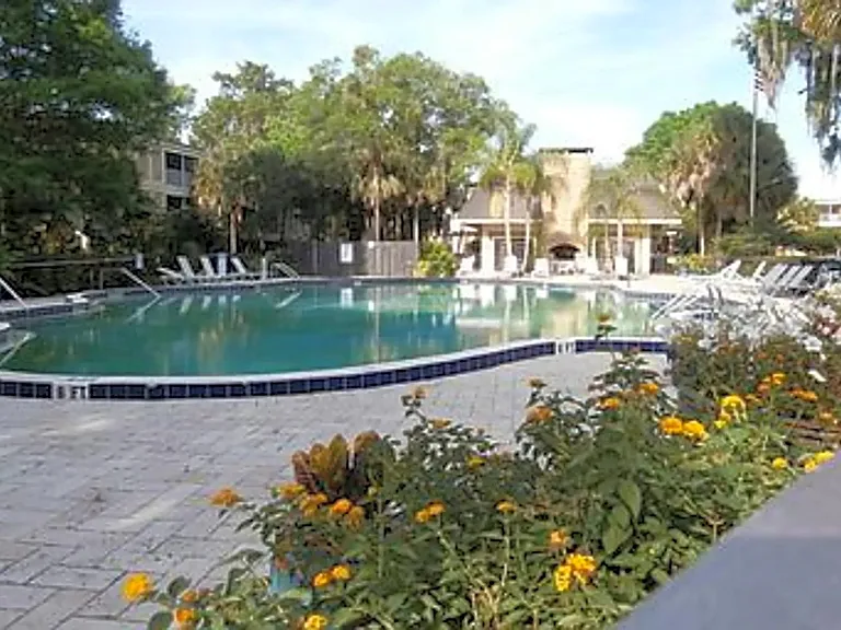 4150 Versailles Dr #D — Photo 11