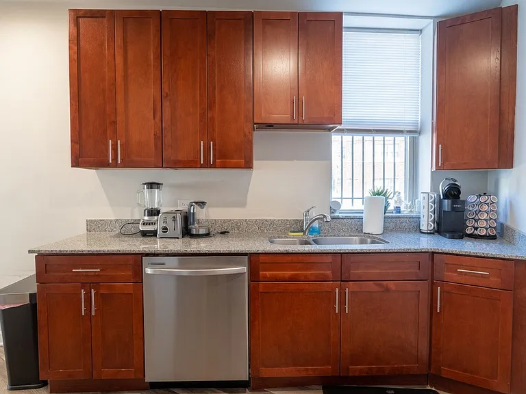 2049 W Touhy Ave #1 — Photo 2