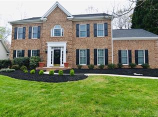 3613 Mallard Cove Ct, Charlotte, NC 28269