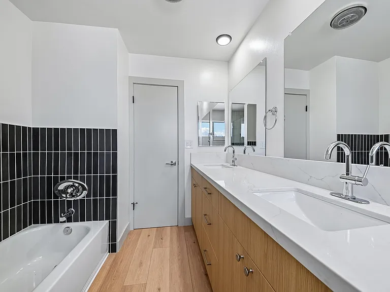 El Dorado - 1342 N. Fuller Avenue — Photo 46