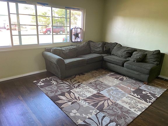 4th image of 5129 Pirotte Dr