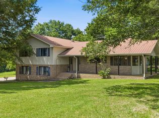 9479 Burton Dr, Henagar, AL 35978