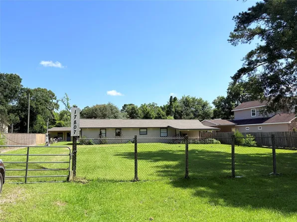 17807 Dean Ct, Conroe, TX 77302