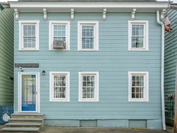 241 Robinson Street, Hudson, NY 12534