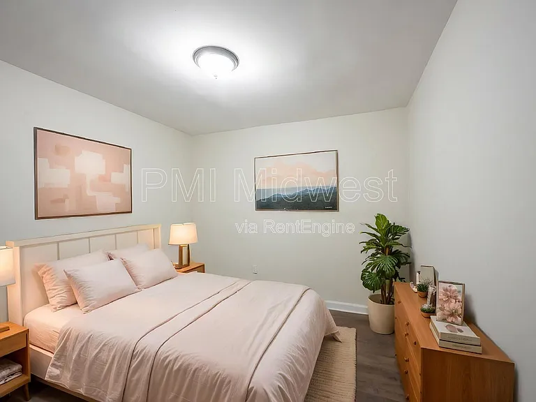 514 N Chester Ave — Photo 9