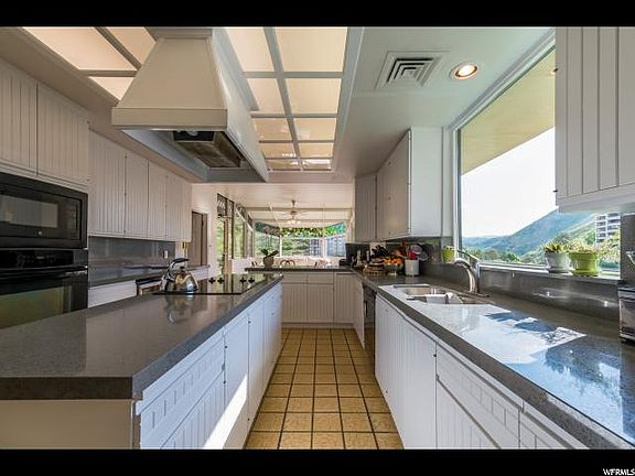 3rd image of 910 S Donner Way APT 701