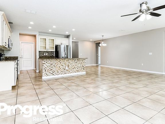 5th image of 4873 Ashurst St