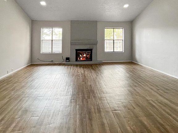 Newly carpeted Dec 2024, 65-inch HDTV now mounted above fireplace. New picture coming soon.