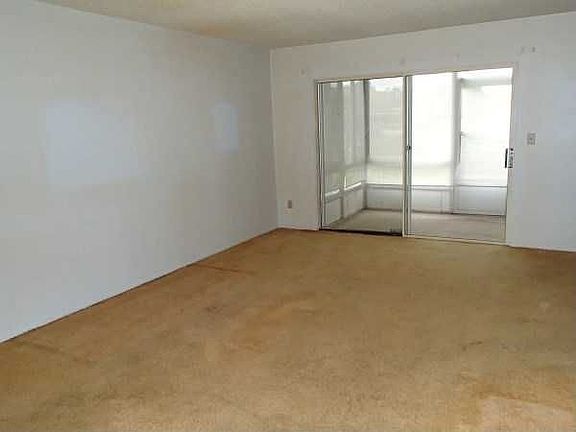 4th image of 607 Midway Dr