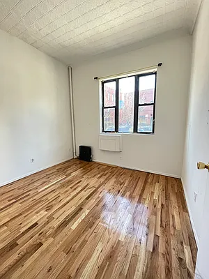 Rented by Coda Real Estate NYC | media 18