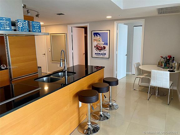5th image of 495 Brickell Ave APT 2511
