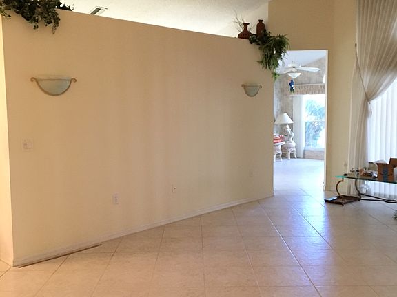 4th image of 1203 Harbor Town Way