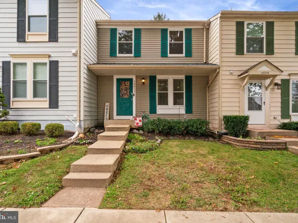 15017 Oak Crest Ct, Dumfries, VA 22025