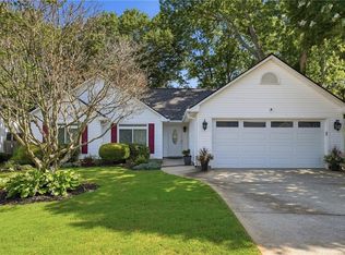 584 Fernstone Trl, Lawrenceville, GA 30046