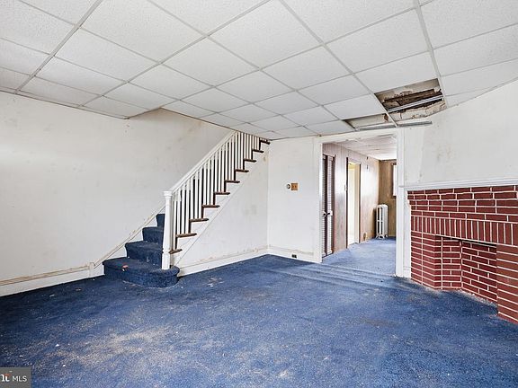2nd image of 7121 Radbourne Rd