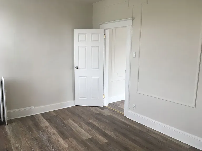 375 Madison St — Photo 6