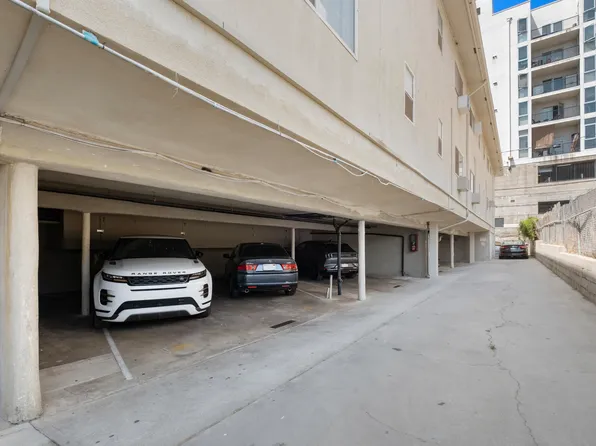 5525 Carlton Way Apartments, 5525 Carlton Way #20, Los Angeles, CA 90028