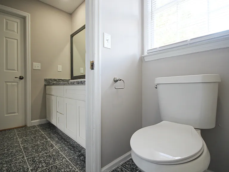 4525 Fox Creek Dr — Photo 32