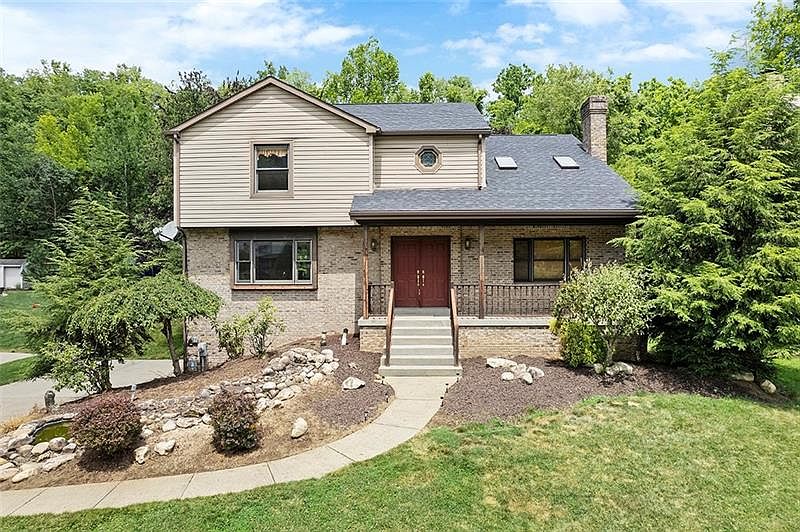 1253 Oakwood Dr, Clairton, PA 15025 MLS 1616262 Zillow