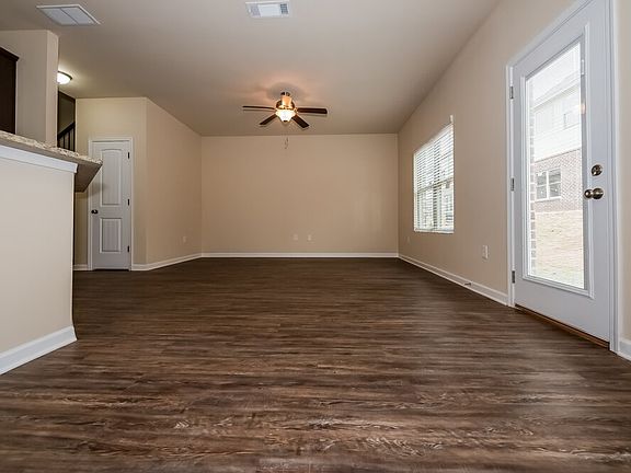 5th image of 1217 Faye Ct