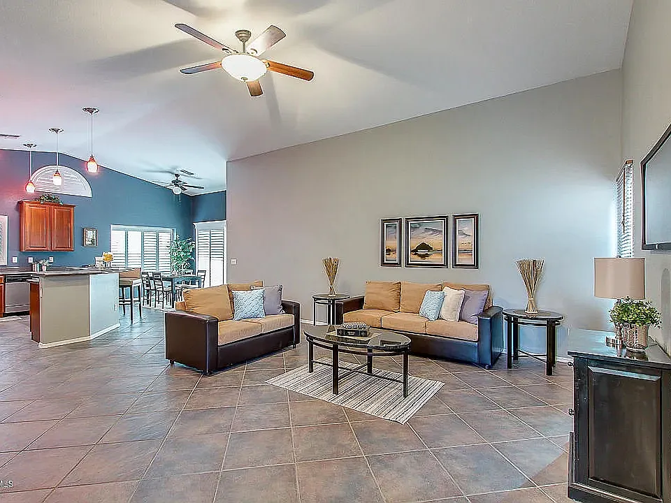 44189 W Pioneer Rd