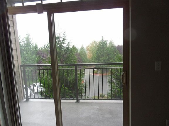 4th image of 15700 116th Ave NE #303A