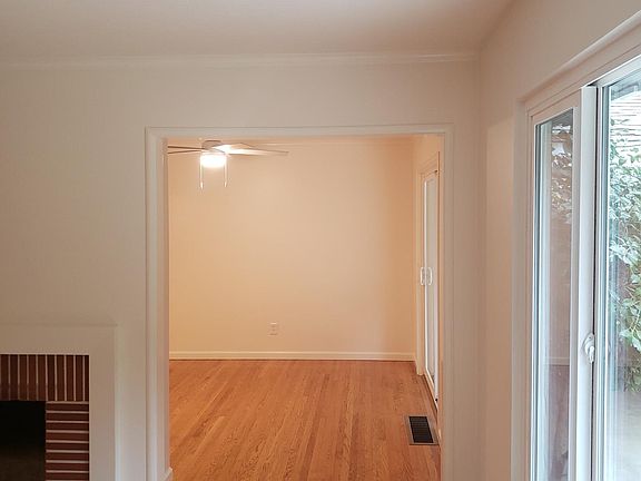 5th image of 1101 25th Ave