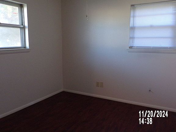 4th image of 6110 NW Euclid Ave