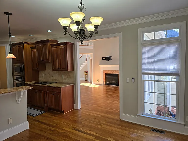3653 Pleasants Ridge Dr — Photo 11