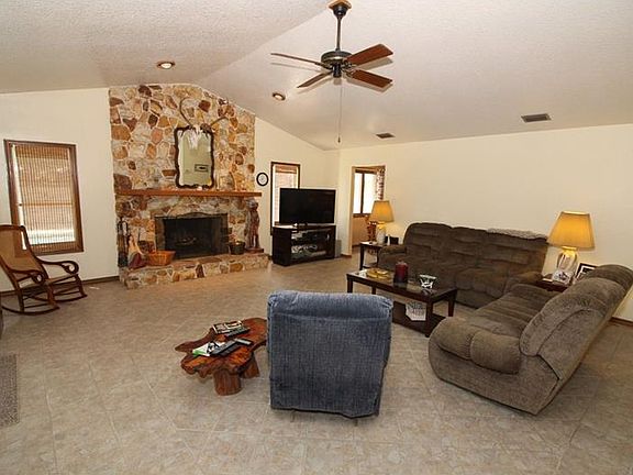 5th image of 9216 Allwood Pl