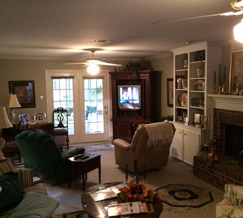 Den/Living Room