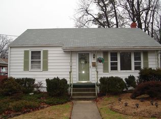 151 Wright Ave, Colonial Heights, VA 23834