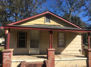 158 Harris St, Atmore, AL 36502