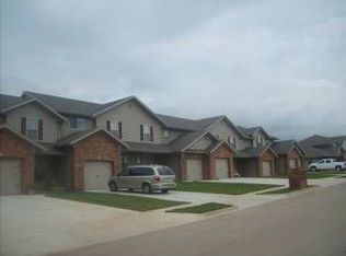 713 Williams St, Republic, MO 65738