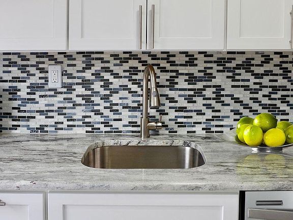 Gorgeous Back Splash