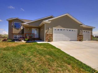6187 Flintlock Ct, Rapid City, SD 57703