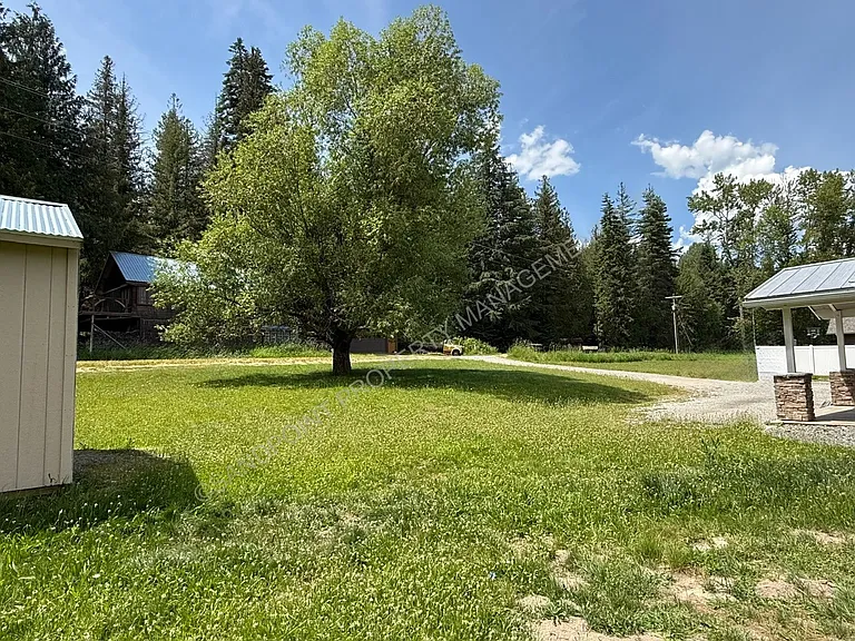 2087 Lower Pack River Rd — Photo 11