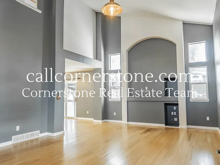 655 Ancestra Dr — Photo 3