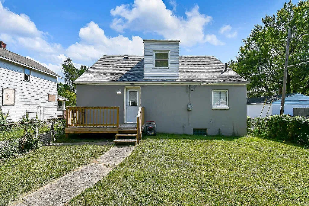 1408 Cordell Ave — Photo 3