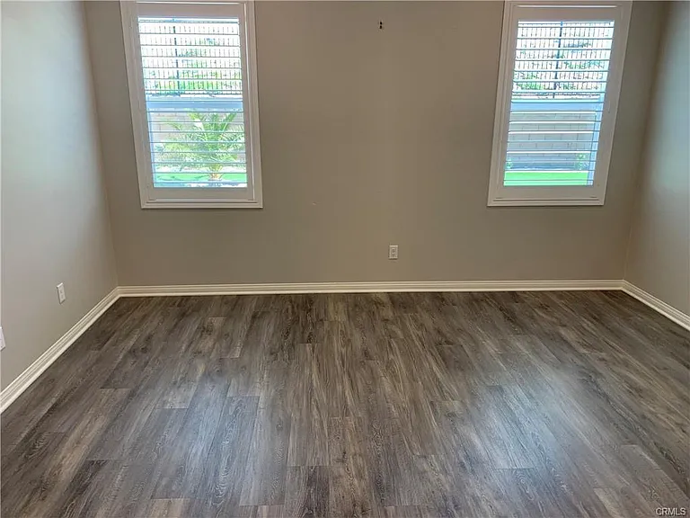 27450 Tyrrhenian Dr — Photo 12