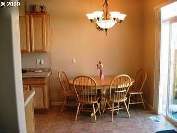 3rd image of 1392 NE Coho Ct