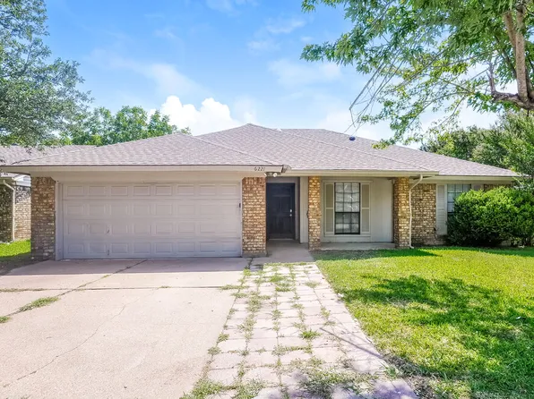 6221 Valley Forge Ct, Arlington, TX 76002