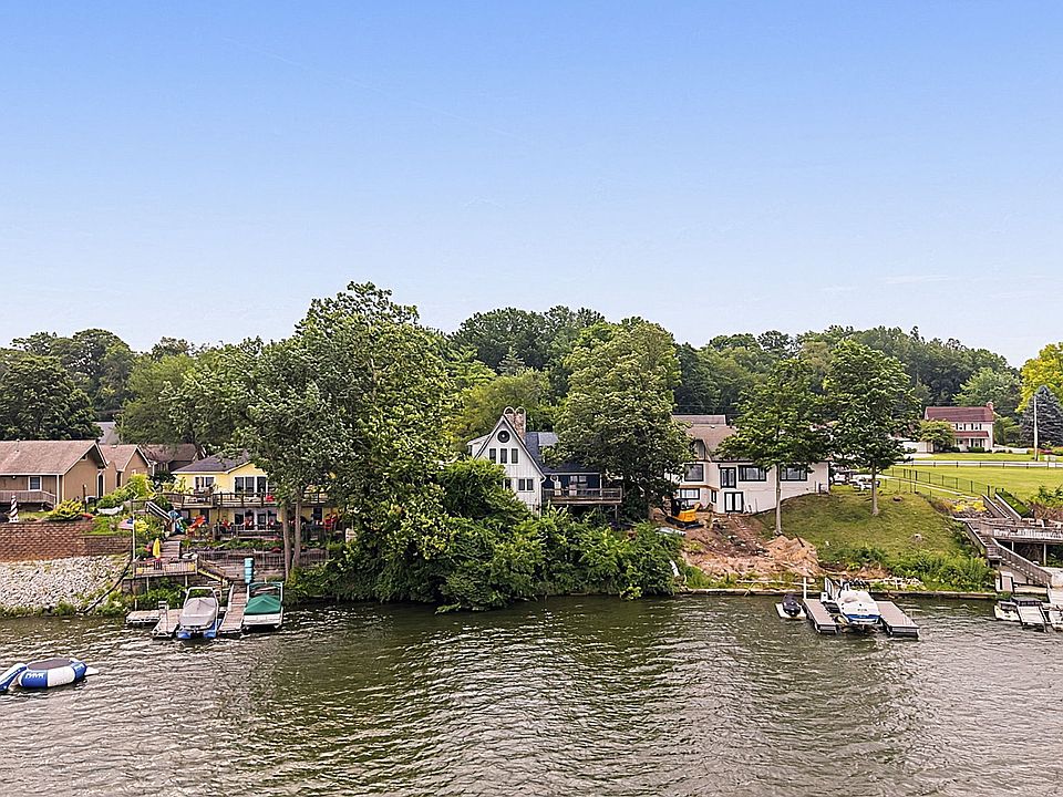 1st image of 1389 Gull Ct