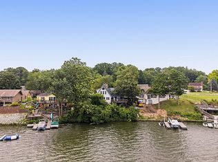 1389 Gull Ct, Cicero, IN 46034