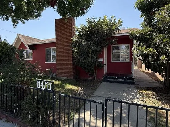 14711 Grevillea Ave, Lawndale, CA 90260