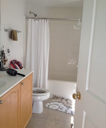 3rd image of 635 Perrie Dr APT 301