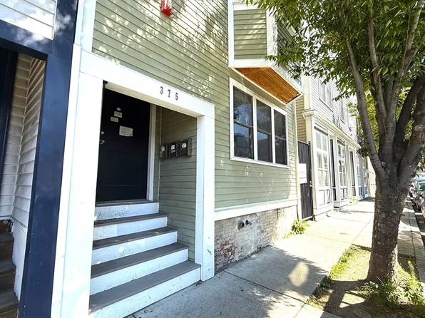 375 Dorchester St, South Boston, MA 02127