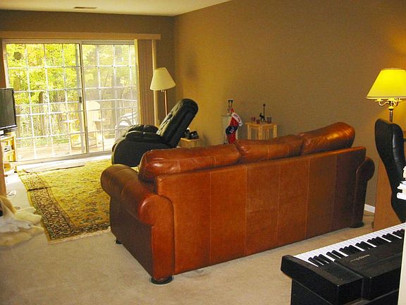 3rd image of 13 Spruce Ave #1