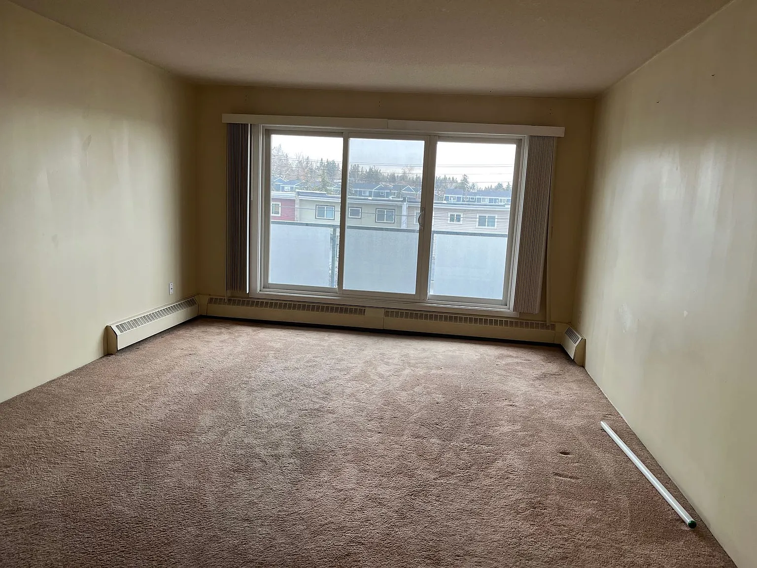 335 Garry Crescent Ne, 333 Garry Crescent NE Calgary — Photo 4